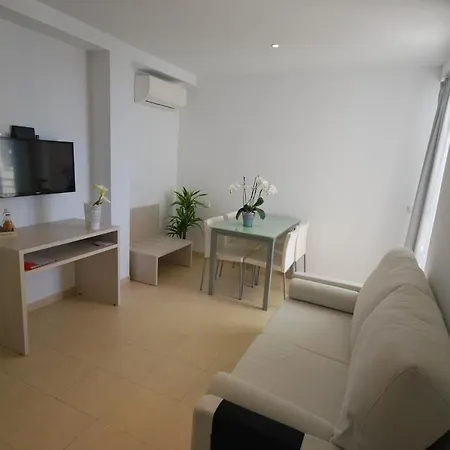 阿尔波拉达公寓 * 卡拉米洛